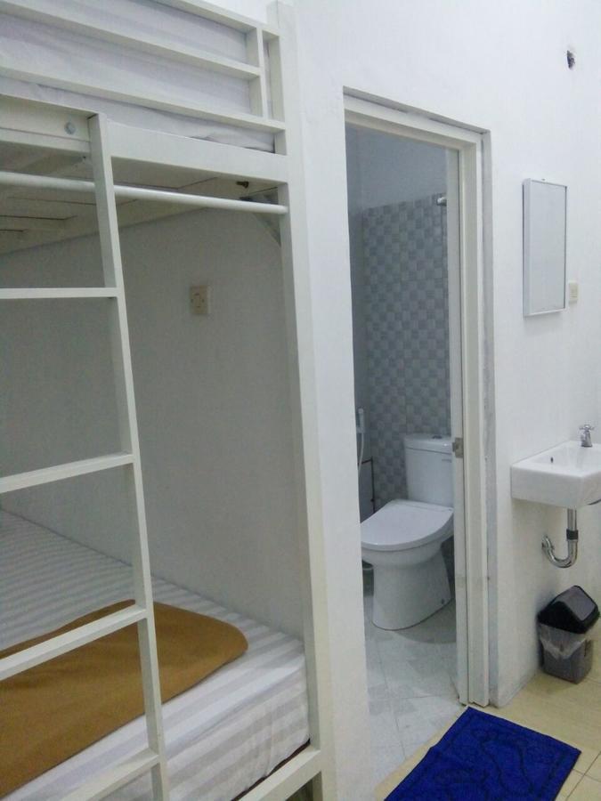 Setia Backpacker Hostel Yogyakarta Exterior photo